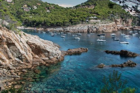 Lucky Costa Brava (тризвезден или четиризвезден хотел)