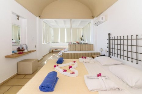 Antinea Suites Hotel and Spa