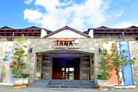 Tiana Beach Resort