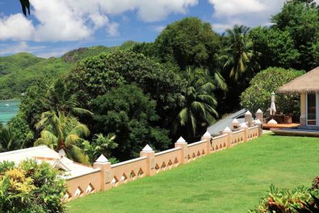 Au Fond De Mer View Self Catering Apartments Mahe Seychelles