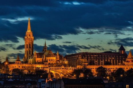 КОЛЕДНИ БАЗАРИ в БУДАПЕЩА - 3 нощувки - полет от София